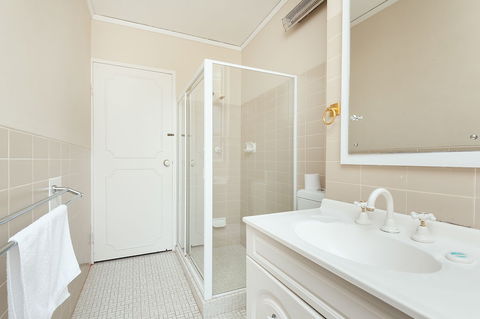 Absolute Water Front Coogee H331 - Accommodation Whitsundays 1