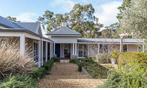 Haven Red Hill - Accommodation Whitsundays 1