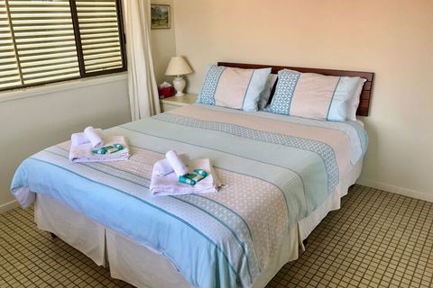 Amazing Ocean Views - Accommodation Whitsundays 3