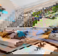 A PERFECT STAY - Bondi Beach Peach - Accommodation Whitsundays