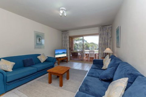 Radburn Unit 3 17 Ondine Close - Accommodation Whitsundays 0