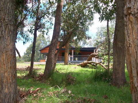 Silversprings Cottages - Accommodation Whitsundays 0