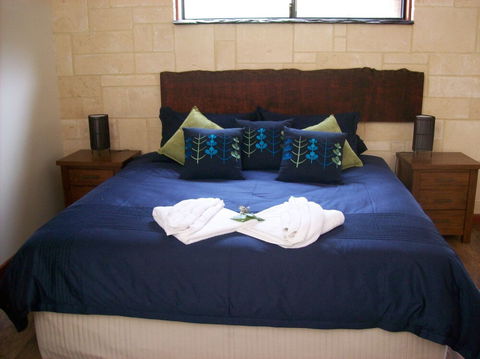 Silversprings Cottages - Accommodation Whitsundays 3