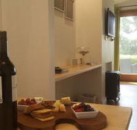 The Jonathan Art Centre - Accommodation Whitsundays
