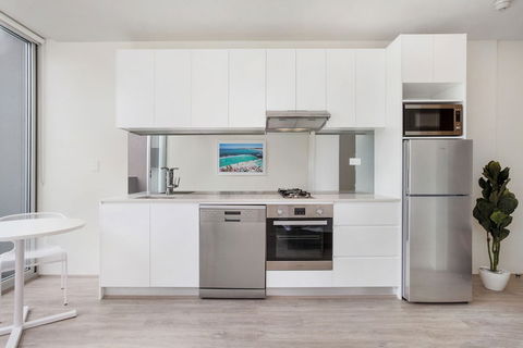 Bondi Beach Studios - Accommodation Whitsundays 5