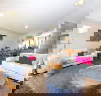 BONDI BEACH RETREAT 016i - Accommodation Whitsundays
