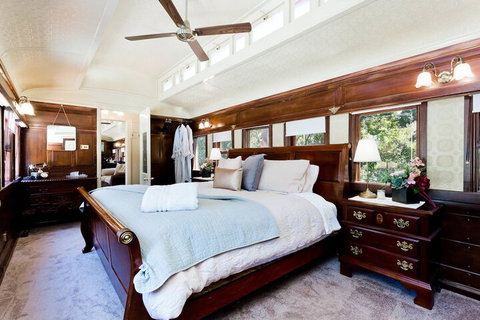 Oak Tree Cottage - Mundaring - Accommodation Whitsundays 7