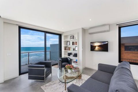 AQUA MIST PENTHOUSE - Accommodation Whitsundays 0