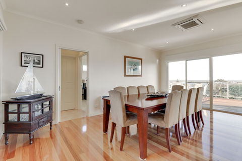 Bateaux - Accommodation Whitsundays 4