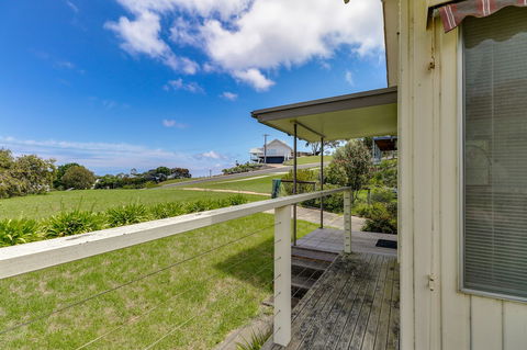 Stradbroke - Accommodation Whitsundays 1