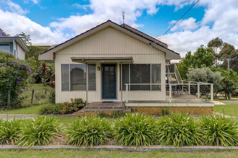 Stradbroke - Accommodation Whitsundays 5