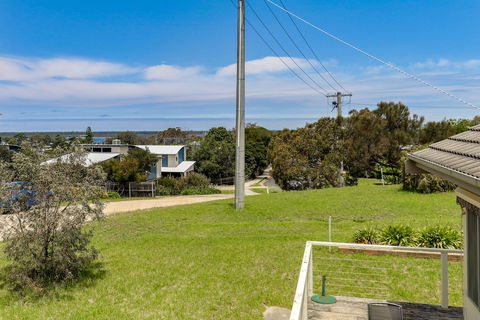 Stradbroke - Accommodation Whitsundays 2
