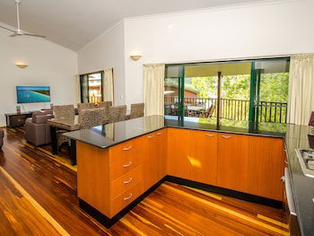 Casuarina 1 On Hamilton Island - Accommodation Whitsundays 3