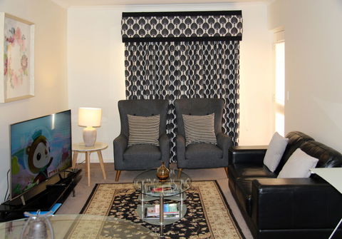Adelaide City Apartment - 3BR, 2Bath & Carpark - Accommodation Whitsundays 6