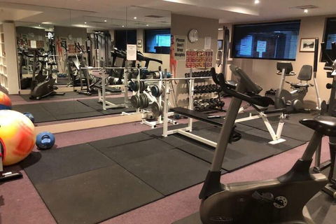 Apt Walking Distance To MCG & Epworth Hospital - Accommodation Whitsundays 3