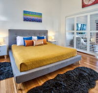 Heliconia 10 Newly Renovated House - Accommodation Whitsundays