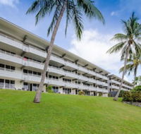 Beachfront Frangipani Apartments - Accommodation Whitsundays