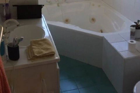 Guesthouse - Accommodation Whitsundays 4