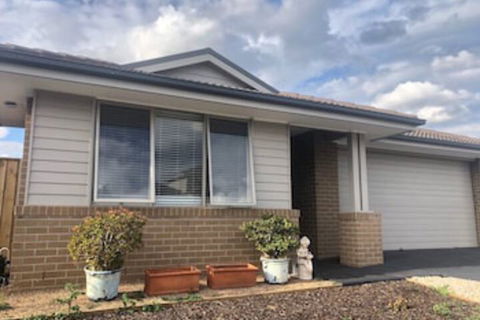 Lovely House - Accommodation Whitsundays 0