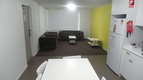 Unilodge At UC Short Stays - Accommodation Whitsundays 6