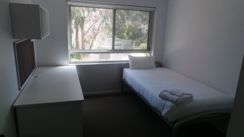 Unilodge At UC Short Stays - Accommodation Whitsundays 3