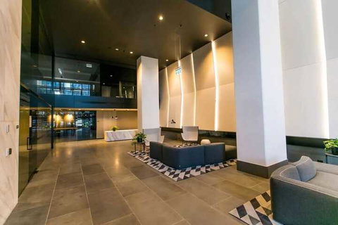JC Marina Tower Docklands - Accommodation Whitsundays 4