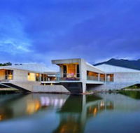 Alkira Award Winning Luxury Holiday Home - Accommodation Whitsundays