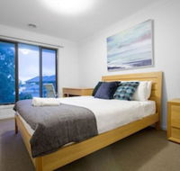 104 Sanctuary Lake Donatella Retreat - Accommodation Whitsundays