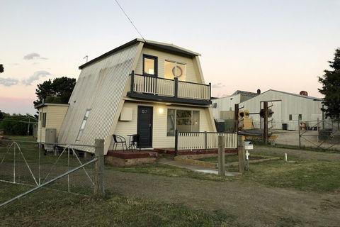 Millieâ€™s A Frame Uralla Haven - Accommodation Whitsundays 3