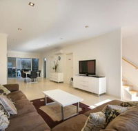 The Block Townhouses - Accommodation Whitsundays