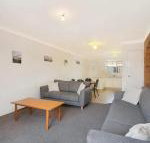 Allamanda Court Unit 6 Handy to Tweed Heads Hospital - Accommodation Whitsundays