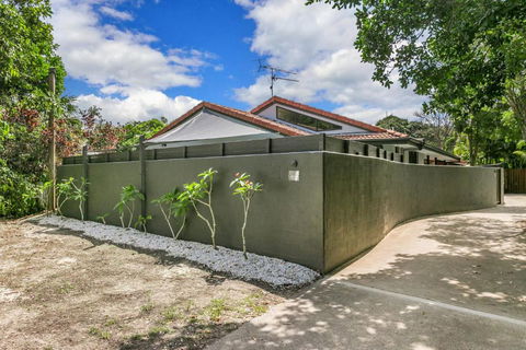 A SWEET ESCAPE At The Beach - Accommodation Whitsundays 2