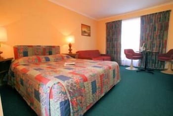 Heemskirk Motor Hotel - Accommodation Whitsundays 5