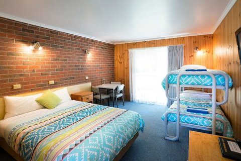 Kookaburra Motor Lodge - Accommodation Whitsundays 7