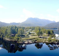 Tullah Lakeside Lodge