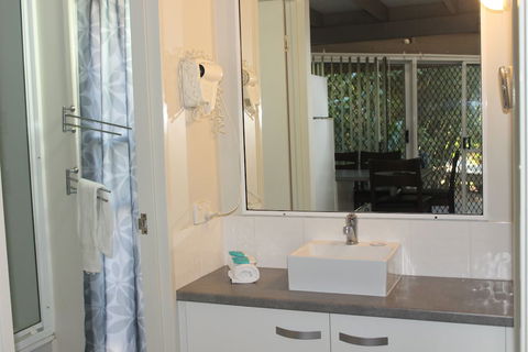 Kellys Beach Resort - Accommodation Whitsundays 3