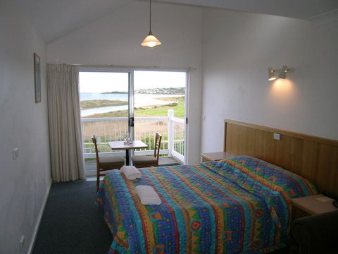 A Great Ocean View Motel - Accommodation Whitsundays 6