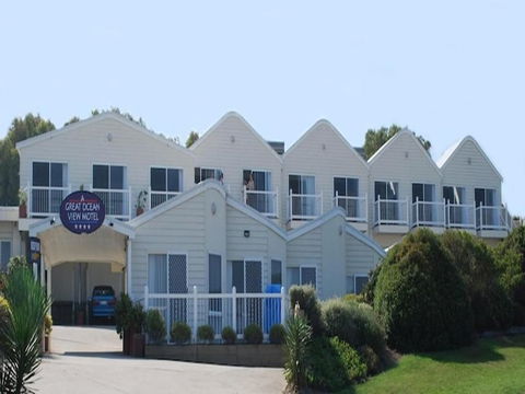 A Great Ocean View Motel - Accommodation Whitsundays 1