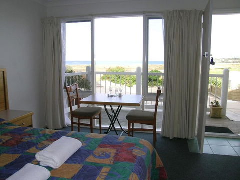 A Great Ocean View Motel - Accommodation Whitsundays 4