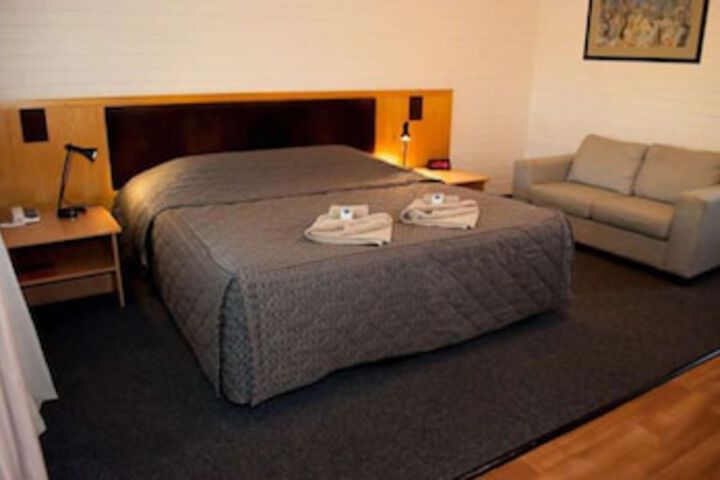 Angaston SA Accommodation Whitsundays