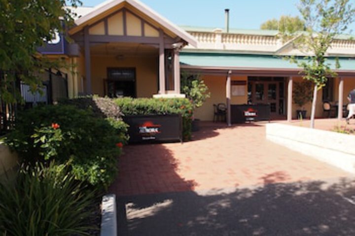 Arrowsmith WA Accommodation Whitsundays