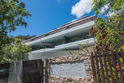Saks On Hastings - Accommodation Whitsundays 4