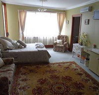 Golden Embers Apartments - Accommodation Whitsundays