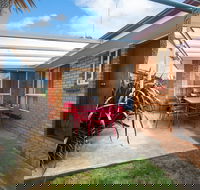 Apartments on Tolmie - Accommodation Whitsundays