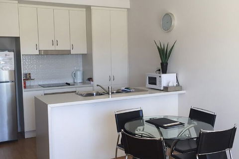 Alexandra Apartments - Accommodation Whitsundays 5