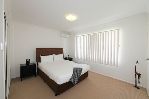 Alexandra Apartments - Accommodation Whitsundays 7