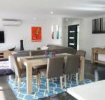 Bens Place modern  convenient - Accommodation Whitsundays