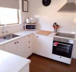 The Husky house or The Husky Studio Suite - Accommodation Whitsundays