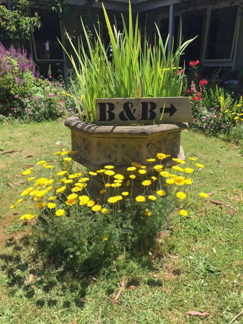 Aashay B & B - Accommodation Whitsundays 5