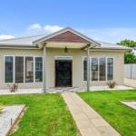 Zaahira House - Accommodation Whitsundays 0